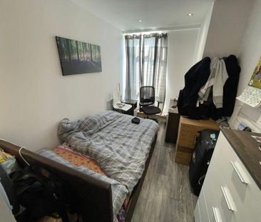 1 bedroom in a house share to rent - Photo 4