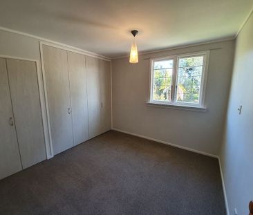 2 bedroom home on a full site - Photo 2