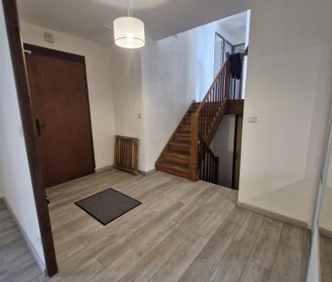 Location Maison 4 pièces 99m² VENISSIEUX 69200 - Photo 5