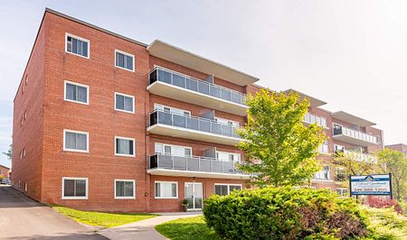 Hillcrest Apartments - Photo 3