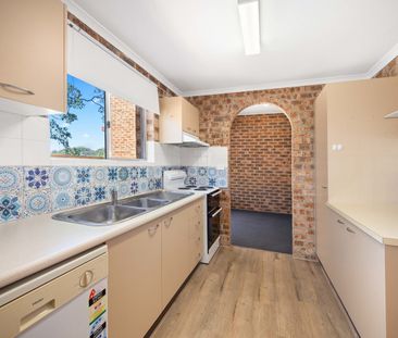 Spacious and well-maintained Home - Photo 3