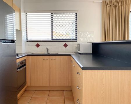 Serene Riverfront Retreat - Photo 4