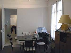 Logement à Paris, Location meublée - Photo 1