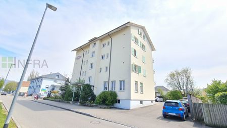 Close to the station, beautiful 2.5 pces with balcony - Photo 5