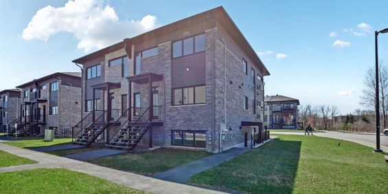 247 Rue De La Frégate (Gatineau) Très Beau 2 Chambres - Photo 3