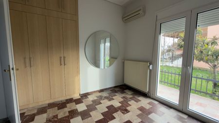 Διαμέρισμα για ενοικίαση Κέντρο (Μεγάλα Καλύβια) - Photo 5