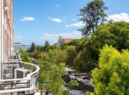 Avenida de Sidónio Pais, Lisbon, Lisbon 1050-215 - Photo 2