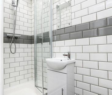 1 bedroom in a house share to rent - Photo 6