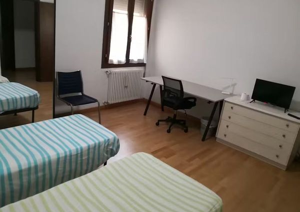 Via Vecchia, Padova, Veneto 35127