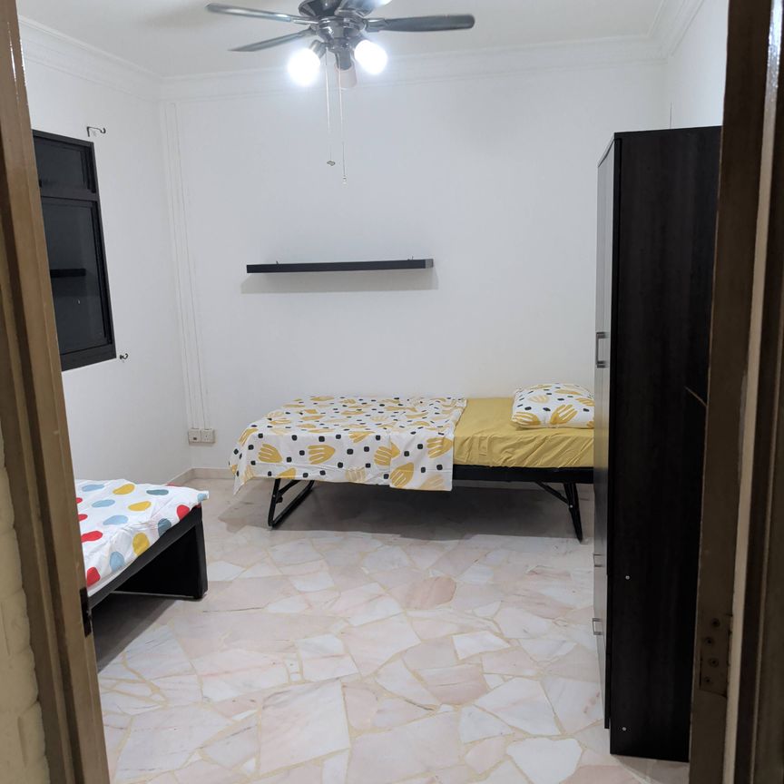 3 Bedroom HDB_FOUR_ROOM at Choa Chu Kang - Photo 1