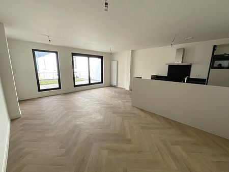 Volledig vernieuwd appartement in centrum Herentals. - Photo 2