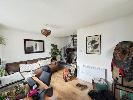 Violet Way, Yaxley, PE7 - Photo 4