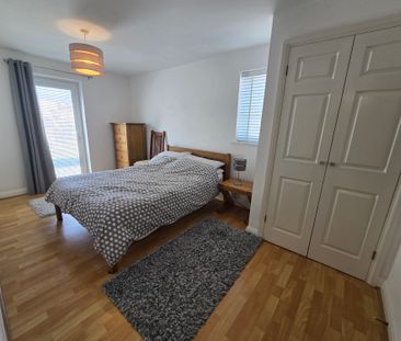 2 bedroom apartment to rent Bermuda Place, Eastbourne, East Sussex,... - Photo 4