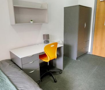 Studio to rent - Photo 3
