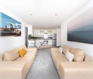 Fairfield Road, UB8 - Photo 3