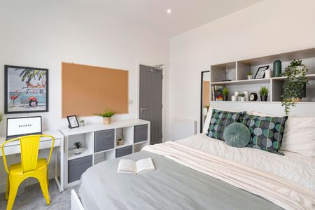 Montgomerie #23 - Photo 5