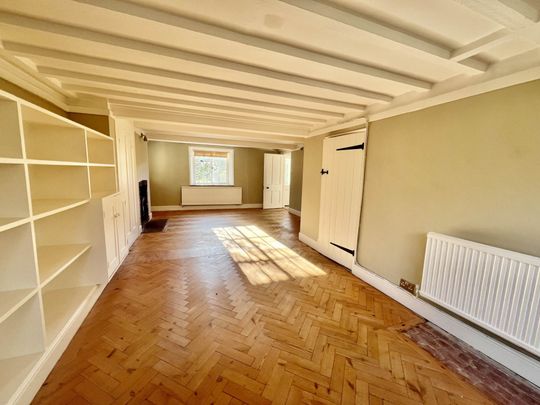 Fish Lane, Aldwick - Photo 1