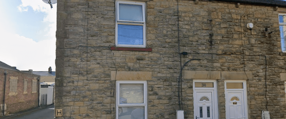 2 bedroom terraced house to rent - Photo 1