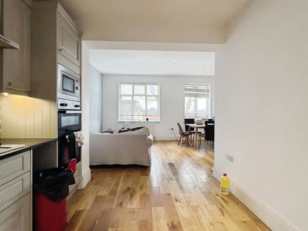 Studland Road, Ealing, W7 3QU - Photo 2