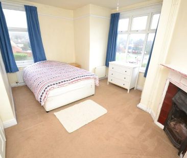 4 bedroom end of terrace house to rent - Photo 4