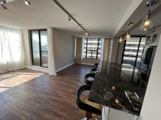 For Lease - 100 Quebec Avenue Unit# 402, Toronto, Ontario - Photo 1