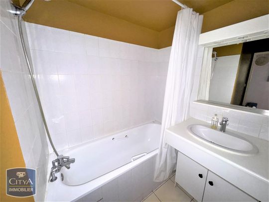 Location Appartement 1 pièce 33m² LILLE 59000 - Photo 1