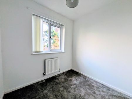 3 bedroom terraced house to rent - Photo 4