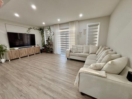 For Lease - 232 Renaissance Drive, St. Thomas, Ontario - Photo 2