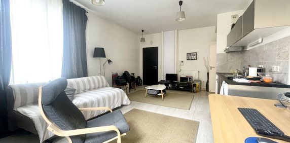ULTRA CENTRE-VILLE BORDEAUX / STUDIO-TERRASSE - Photo 2