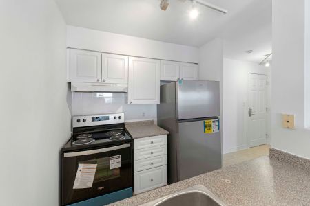 For Lease - 1401 Dupont Street Unit# 605, Toronto, Ontario - Photo 2