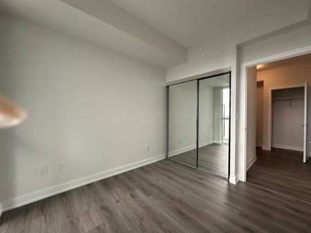 For Lease - 4130 parkside village Drive Unit# 1204, Mississauga, Ontario - Photo 3