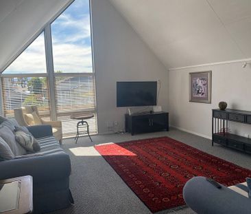Fully furnished modern Townhouse - Photo 3