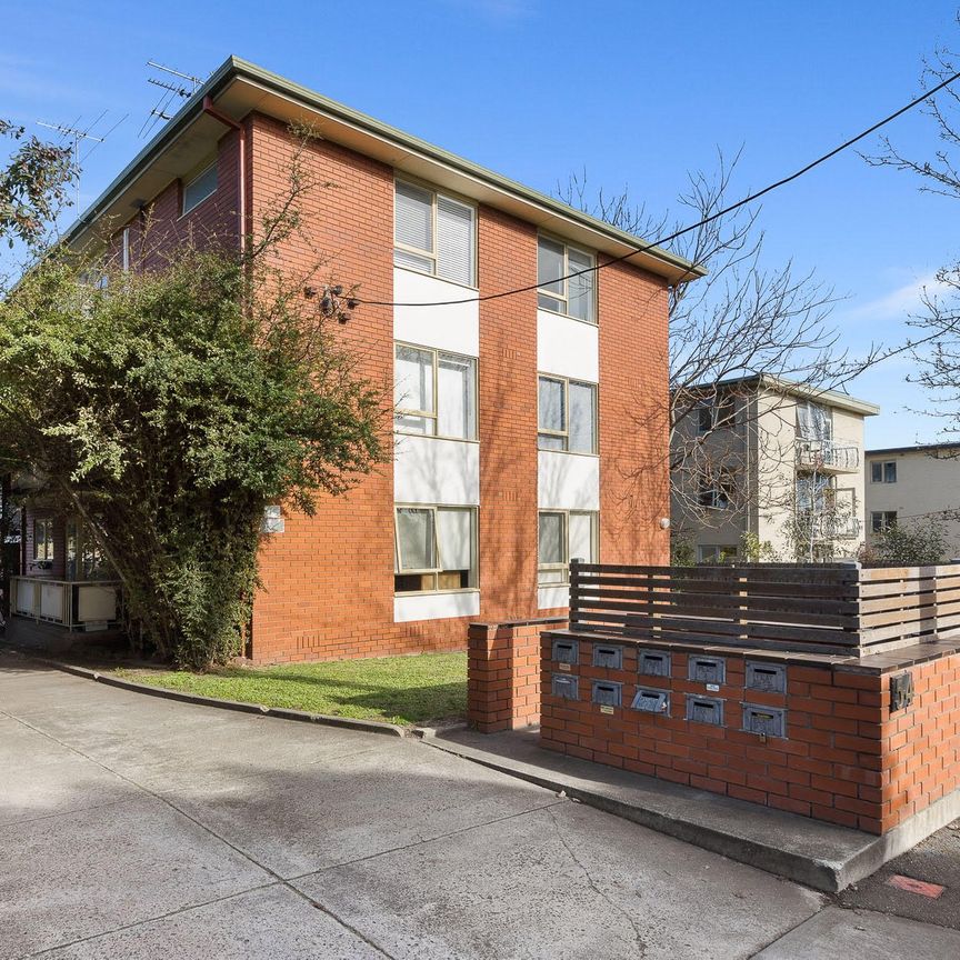 1/54 Liddiard Street, Hawthorn - Photo 1
