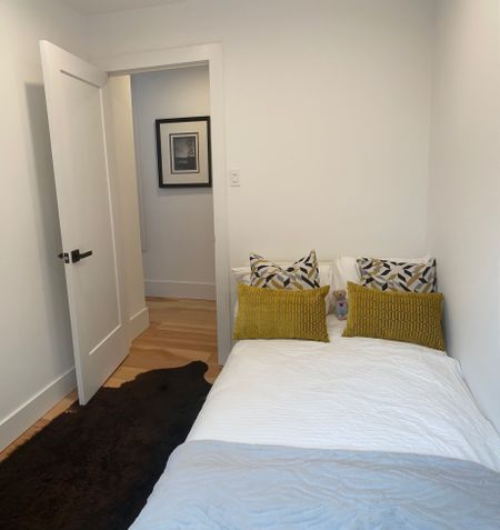 For Lease - 109 Charlton Avenue, Hamilton, Ontario - Photo 2