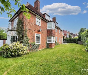 Fiveways, Ickenham Road, Ruislip, HA4 - Photo 1