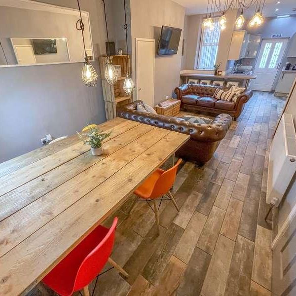 Prescot Road, L7 - Photo 1