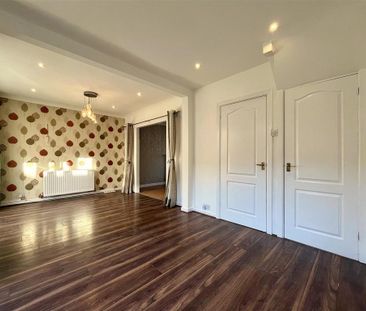 3 bedroom detached house to rent - Photo 5