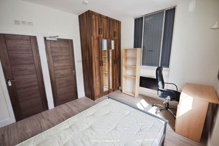 1 bedroom ground floor flat to rent - Photo 4