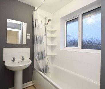 Longs Drive, Yate, Bristol, BS37 - Photo 3