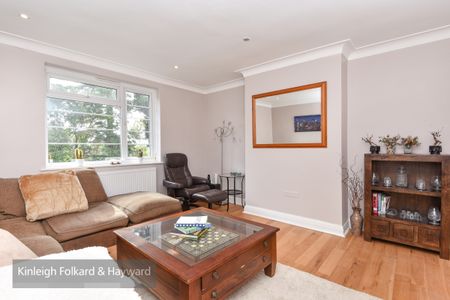Winchmore Hill Road, London, N21 - Photo 2