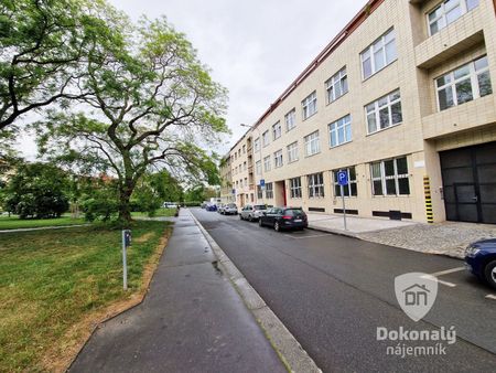 Pronájem bytu 1+kk 16 m² - Photo 5