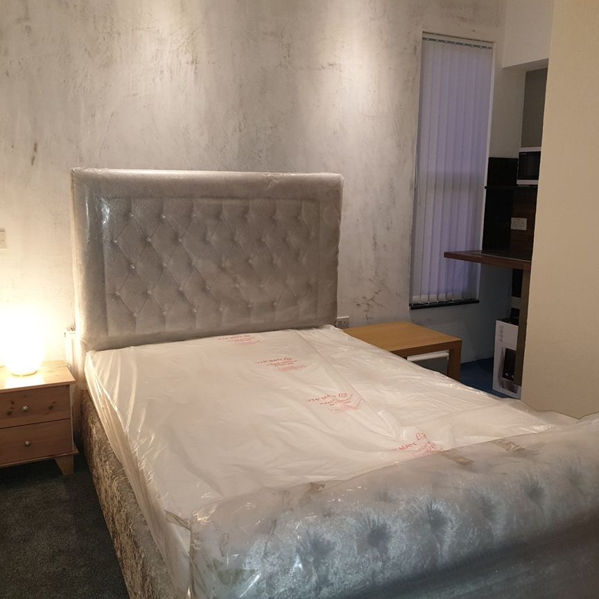 Room in a Shared House, Cranbrook Road, IG1 - Photo 1