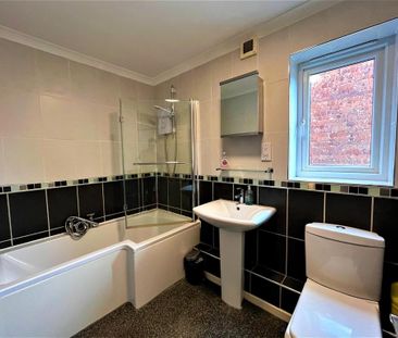 2 bedroom semi-detached house to rent - Photo 3