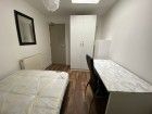 5 Bed - Flat 9, 1-9 Regent Road, Leicester, - Photo 4