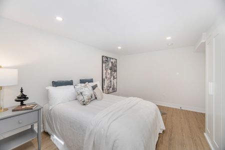 For Lease - 4 Lloyd Manor Road Unit# BSMT, Toronto, Ontario - Photo 2