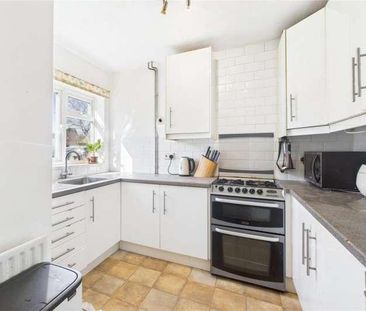 Horsell, Woking, GU21 - Photo 6