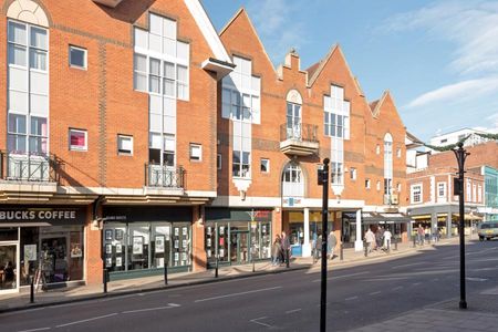 High Street, Guildford, Surrey, GU1 - Photo 3