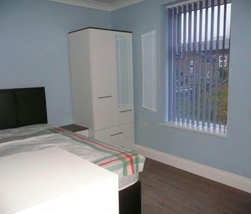 House share to rent on - Photo 3