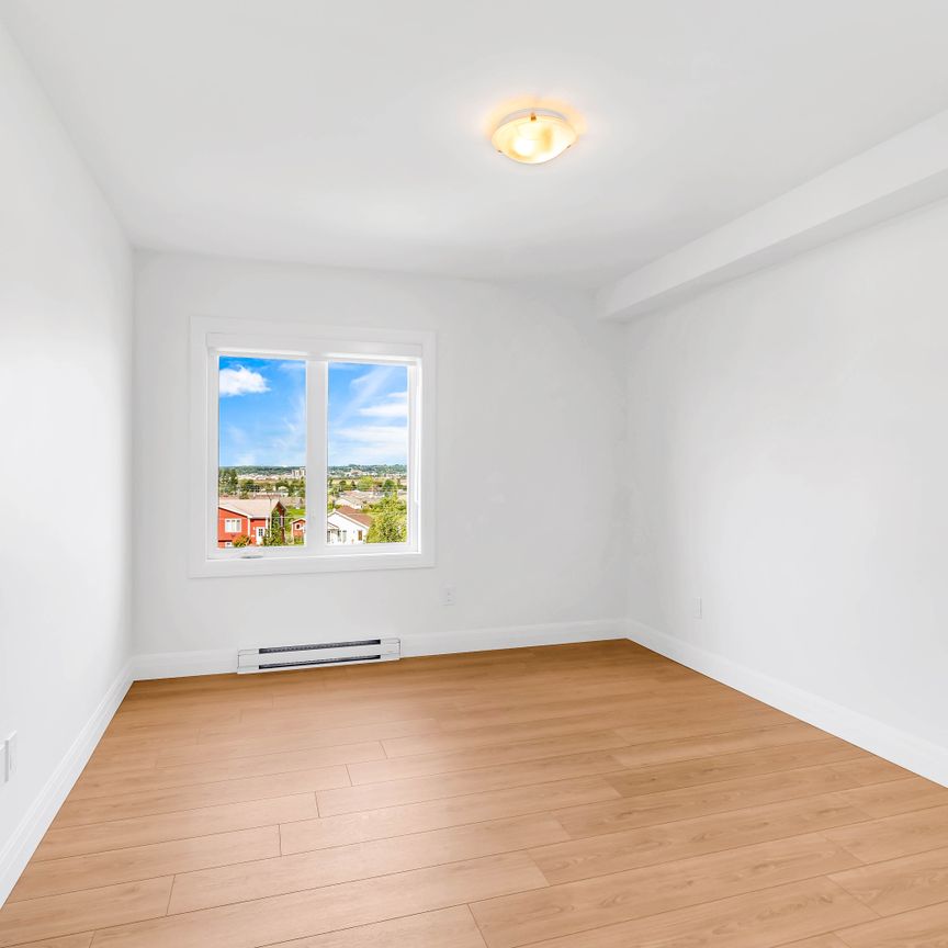 90 Runneymeade, E1B0W7, Riverview - Photo 1