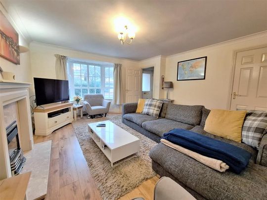 4 bedroom detached house to rent - Photo 1